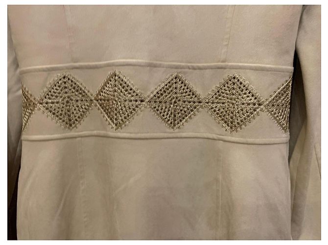 Guess Beiges Wildlederkleid mit dekoriertem Gürtel - Ansicht 7