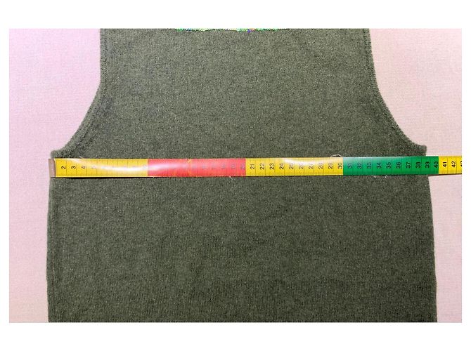 Autre Marque Grüner Cardigan mit Pailletten - Ansicht 11