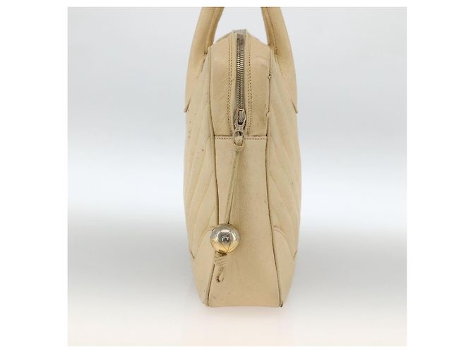 CHANEL Borsa a Mano in Pelle Caviar Crema Oro CC Auth 174548 D'oro Crudo - vista 3