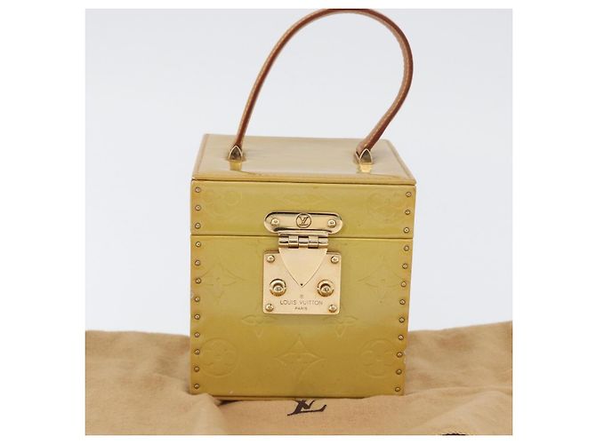LOUIS VUITTON Pochette Cosmetica Monogram Vernis Bleecker Beige M91002 Auth ARZ033 - vista 12
