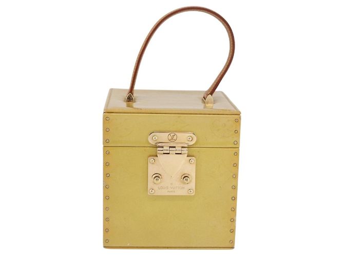 LOUIS VUITTON Pochette Cosmetica Monogram Vernis Bleecker Beige M91002 Auth ARZ033 - vista 13