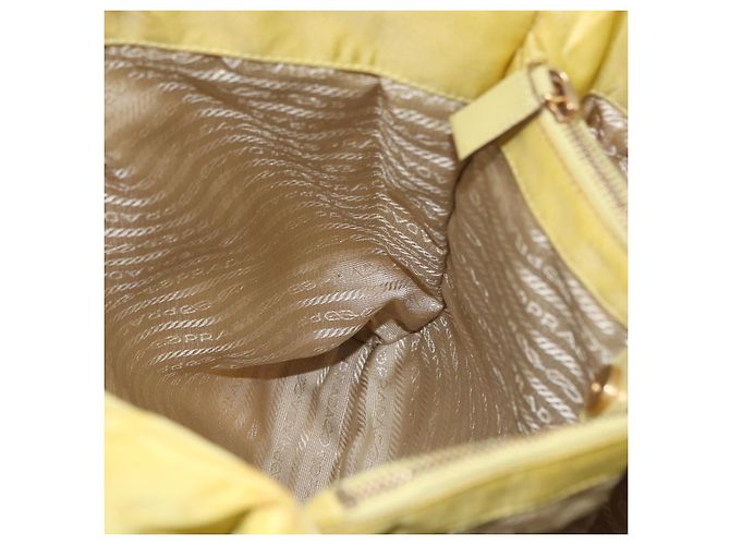 Borsa Tote PRADA in nylon giallo oro Auth ARZ128 D'oro - vista 21