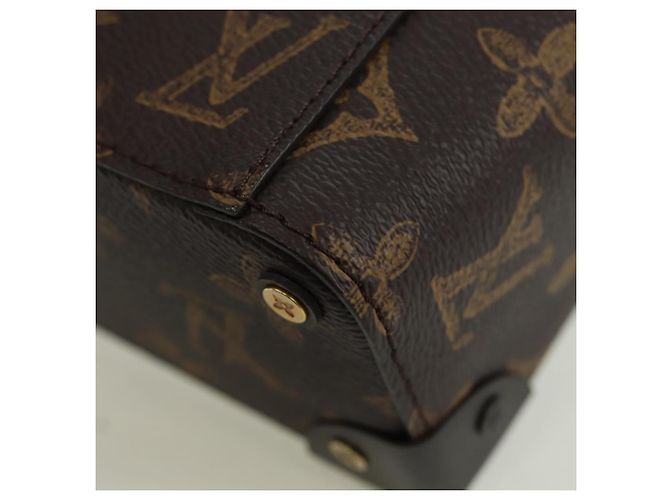 LOUIS VUITTON Sac à bandoulière Monogram Vertical Box Trunk M59664 LV Auth ARZ543SAM Monogramme - vue 18