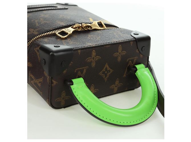 LOUIS VUITTON Sac à bandoulière Monogram Vertical Box Trunk M59664 LV Auth ARZ543SAM Monogramme - vue 6