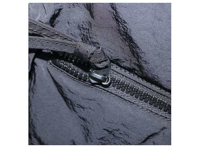 Bolso Clutch Bottega Veneta de nylon negro Auth mr2132 - vista 19