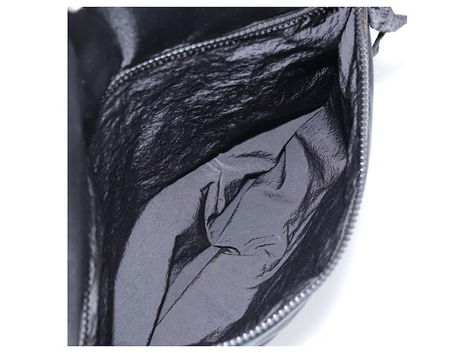 Bolso Clutch Bottega Veneta de nylon negro Auth mr2132 - vista 22