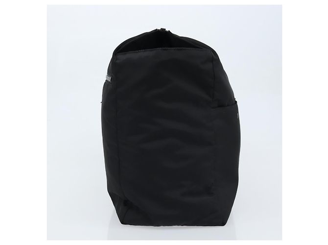 Bolso Clutch Bottega Veneta de nylon negro Auth mr2132 - vista 3