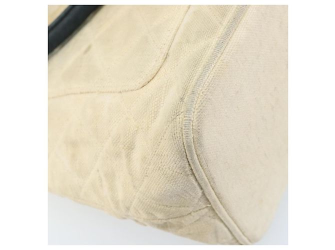 Borsa tote standard CHANEL in tela beige con CC dorato Auth BSZ077 D'oro - vista 17