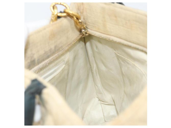 Borsa tote standard CHANEL in tela beige con CC dorato Auth BSZ077 D'oro - vista 20