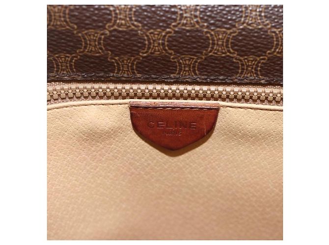 Céline Borsa a Spalla in Tela Macadam CELINE in Pelle PVC Marrone Oro Auth 171040 D'oro - vista 18