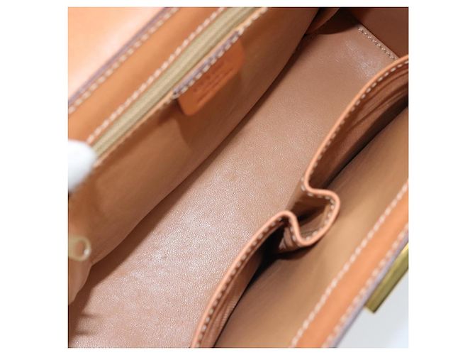 Céline Borsa a mano in tela Macadam CELINE PVC 2 in 1 Beige Oro Auth BSZ537A D'oro - vista 10