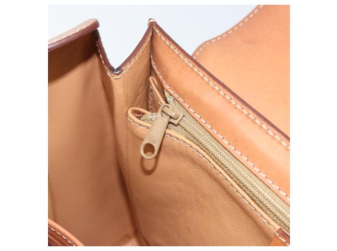 Céline Borsa a mano in tela Macadam CELINE PVC 2 in 1 Beige Oro Auth BSZ537A D'oro - vista 24