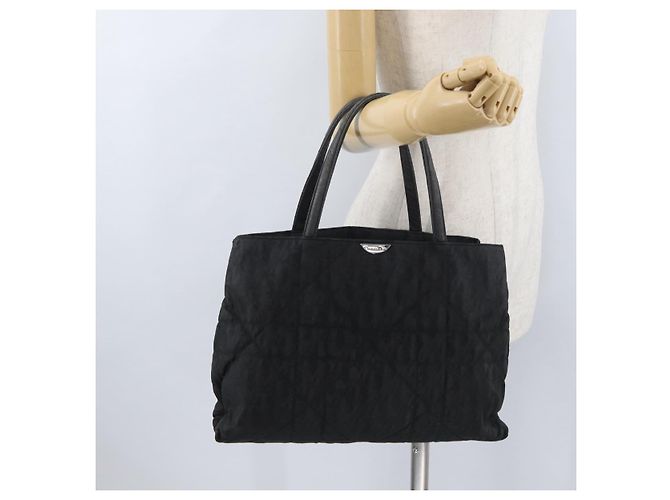 Borsa a mano Christian Dior in nylon nero e argento Auth bs33989 - vista 26