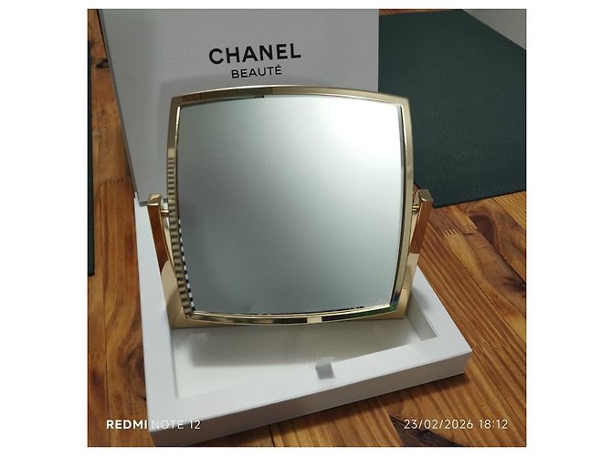 Chanel Espejo de Mesa Doble Cara Dorado - vista 11