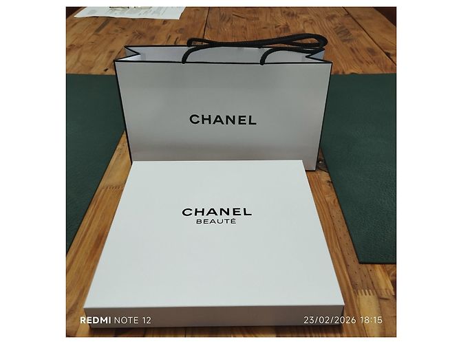 Chanel Espejo de Mesa Doble Cara Dorado - vista 13