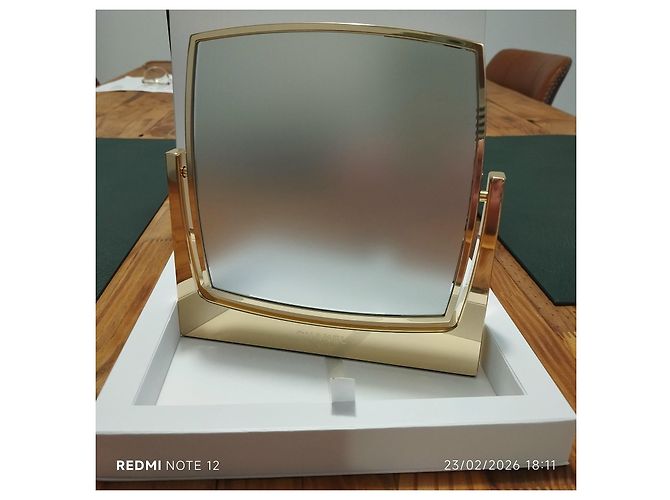 Chanel Espejo de Mesa Doble Cara Dorado - vista 7