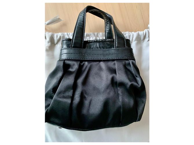 Gianfranco Ferré Borsa a mano nera in tessuto e pelle Nero - vista 5
