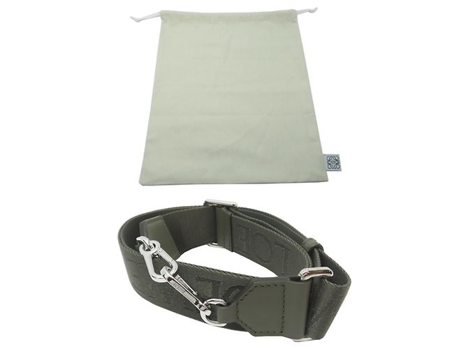 Borsa a Spalla Goya Puffer di Loewe Verde Cachi - vista 8