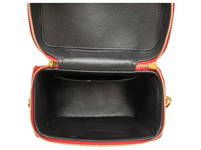 Borsa Vanity Vicky Monogram in Patente Matelassé Rossa Saint Laurent Rosso - vista 4