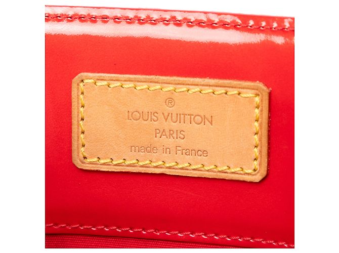 Louis Vuitton Borsa Reade MM in Vernis Monogram Rosso - vista 5