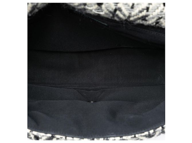 Chanel Nero CC Tweed Herringbone con Patta - vista 4
