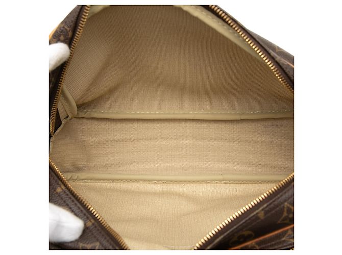 Reporter PM Monogram Marrone Louis Vuitton - vista 4