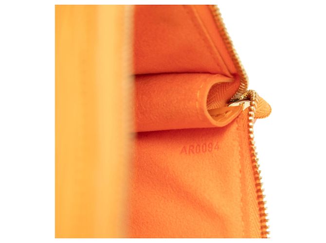 Pochette Accessori Epi Arancione Louis Vuitton - vista 5