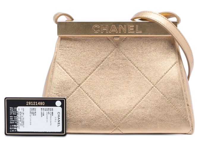 Borsa piccola Chanel in pelle di vitello dorata con chiusura a bacio D'oro - vista 8