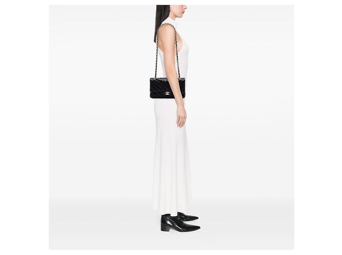 Chanel Nero Medio Classico Chevron Pelle di Vitello Pieghettata Doppio Flap - vista 7