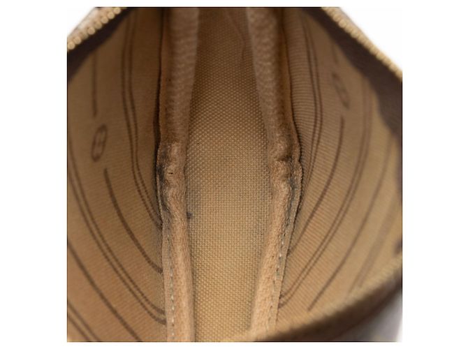 Mini Pochette Accessoires de lona Monogram con parches de edición limitada Louis Vuitton Castaño Beige - vista 10