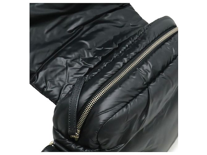 Borsa a tracolla piccola in nylon e pelle Chanel Cocoon Nero - vista 6