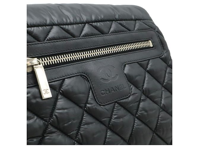 Borsa a tracolla piccola in nylon e pelle Chanel Cocoon Nero - vista 8