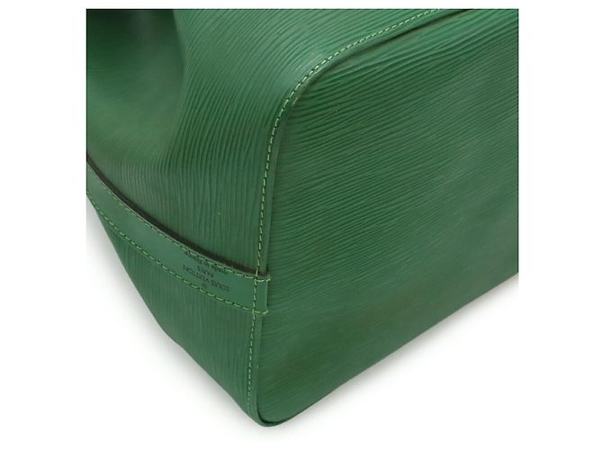 Noe Borsa a Spalla Petit Noé Epi Louis Vuitton Verde - vista 3
