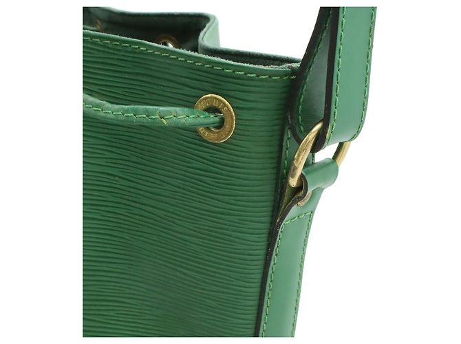 Noe Borsa a Spalla Petit Noé Epi Louis Vuitton Verde - vista 7