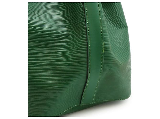 Noe Borsa a Spalla Petit Noé Epi Louis Vuitton Verde - vista 8