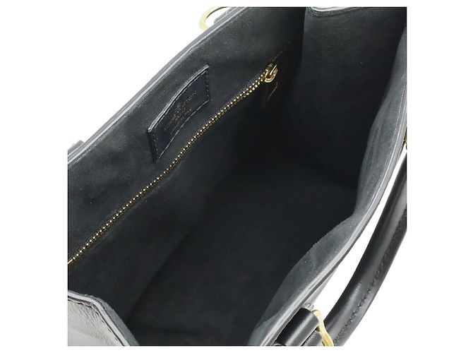 Borsa Sac Plat BB in pelle Epi Louis Vuitton Nero - vista 7