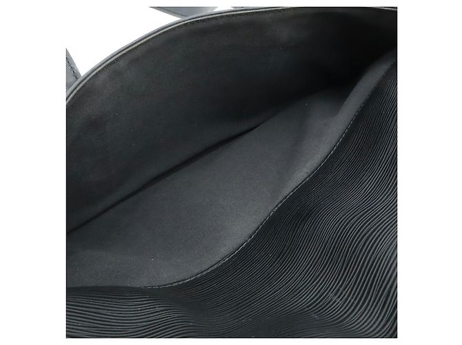 Borsa a Spalla Epi Segur MM Louis Vuitton Nero - vista 8