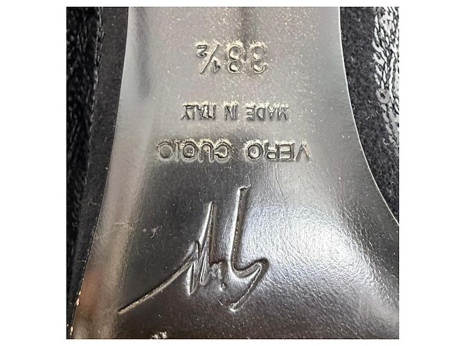 Décolleté a punta tonda in suede nero con paillettes Giuseppe Zanotti - vista 9