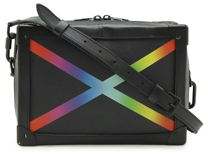 Borsa a spalla Pochette Noir Soft Trunk Taiga Rainbow di Louis Vuitton Nero - vista 2