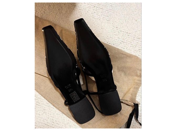 Gucci Slingbacks in rete nera con cristalli GG Nero - vista 3