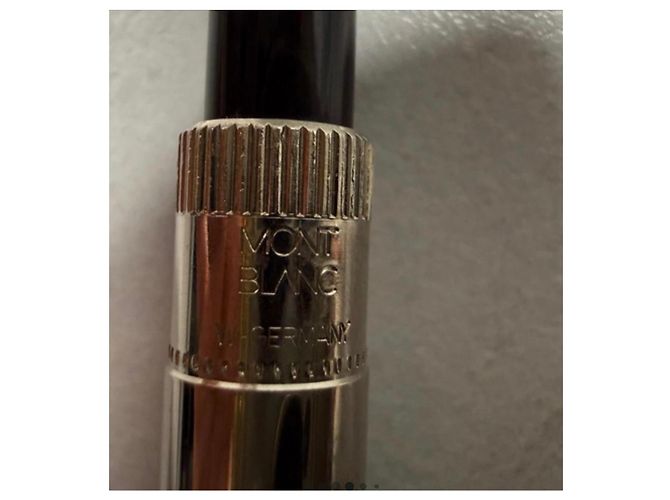 Montblanc Meisterstück Classique Bordeaux Gold Füller Rot Gold hardware - Ansicht 4