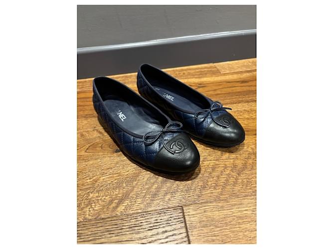 Gepolsterte Ballerinas von Chanel Schwarz Blau - Ansicht 2