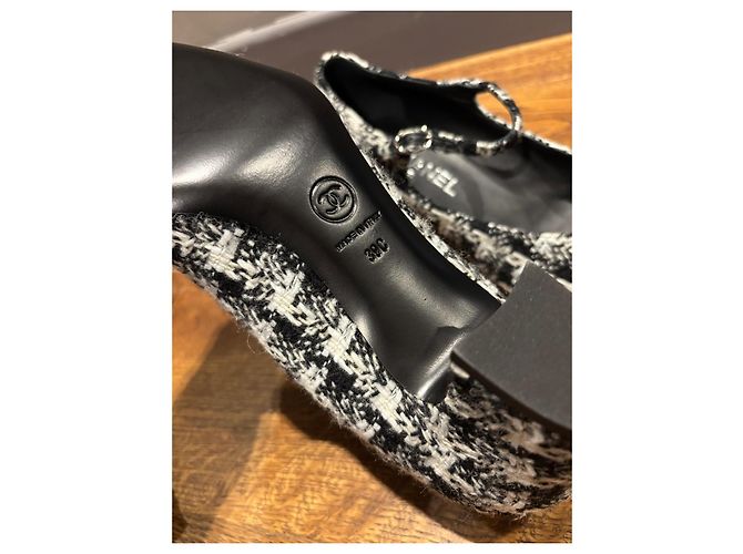 Chanel Tweed Mary Jane Absätze Schwarz Weiß - Ansicht 3