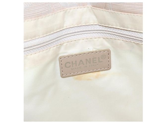CHANEL Nuova Borsa Tote da Viaggio Nylon Beige Argento CC Auth BA11399 - vista 17