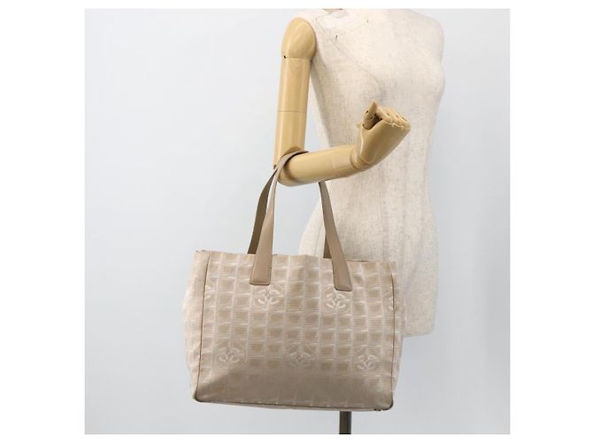 CHANEL Nuova Borsa Tote da Viaggio Nylon Beige Argento CC Auth BA11399 - vista 23