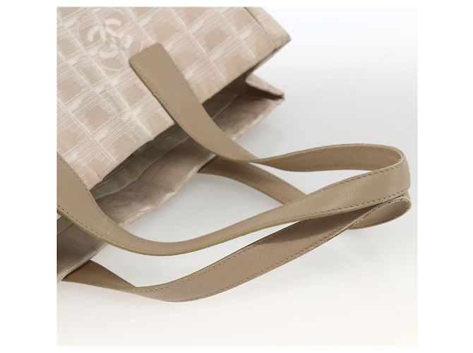 CHANEL Nuova Borsa Tote da Viaggio Nylon Beige Argento CC Auth BA11399 - vista 7