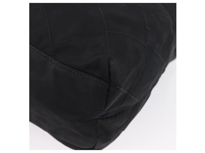 Bolso de Hombro con Cadena Prada de Nailon Negro y Oro Auth bs34051 Dorado - vista 15
