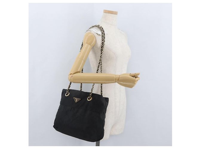 Bolso de Hombro con Cadena Prada de Nailon Negro y Oro Auth bs34051 Dorado - vista 23