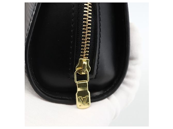 LOUIS VUITTON Pochette Dauphine PM Epi Nera M48442 LV Auth BSZ408 Nero - vista 8
