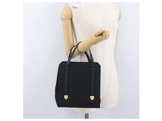 Borsa a mano Gianni Versace in nylon nero e oro Auth bs33883 D'oro - vista 21